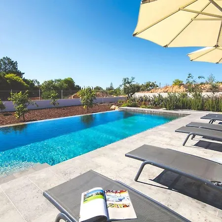 Por Do Sol Is A Wonderful 6 Bedroom Carvoeiro - Ac And Private Pool カルヴォエイロ